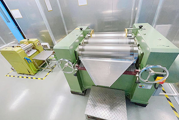 Rectificadora de tres rodillos