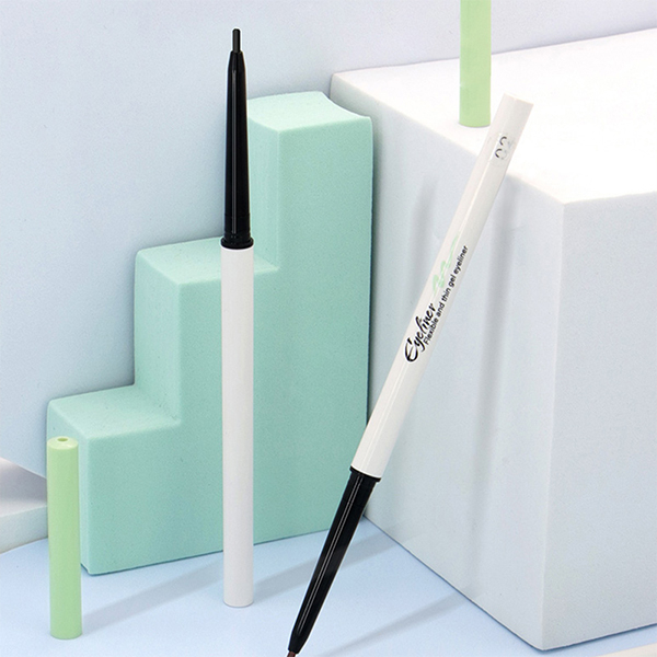 Lápiz delineador de ojos en gel súper fino